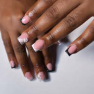 Oyin nailarcade