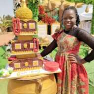 Yophi Cakes