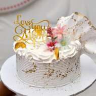 Ava's bakes n' flare