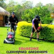 CLEAVEYARD PROFESSIONAL GARDENERS