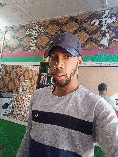Model's world laundry and drycleaning services